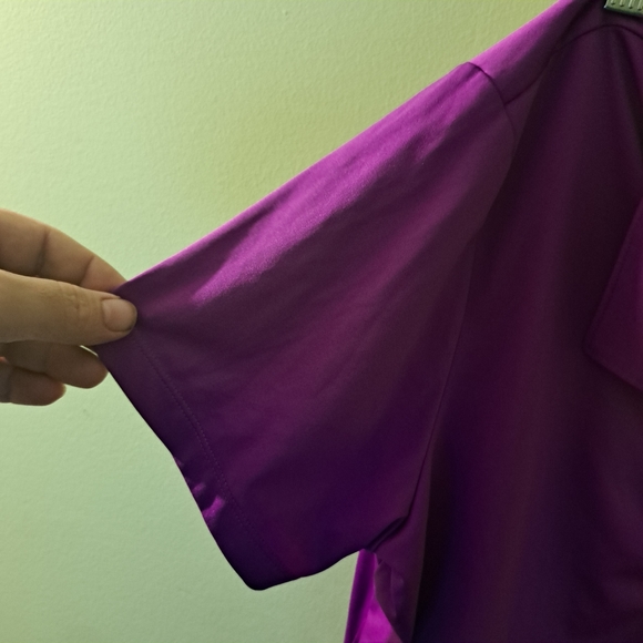 Cutter & Buck T-Shirt - Picture 3 of 8